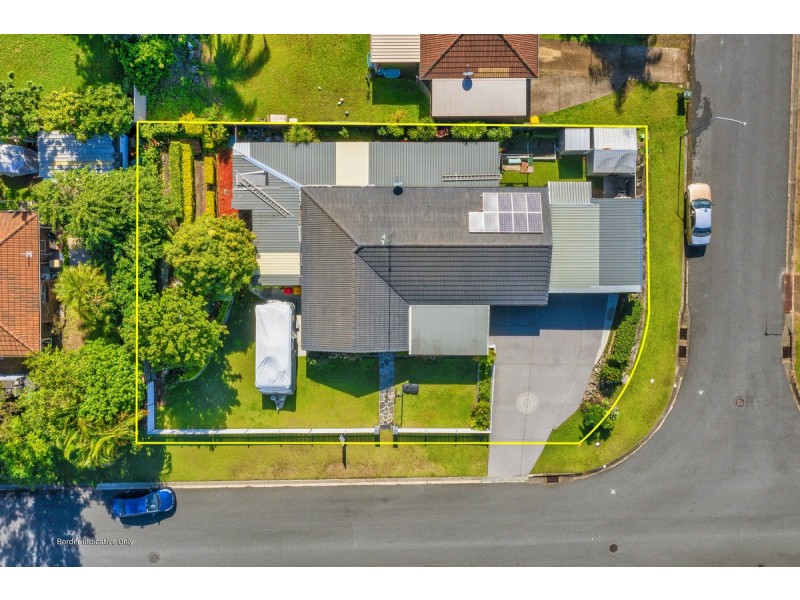 4 Kenneth Drive, Highland Park QLD 4211