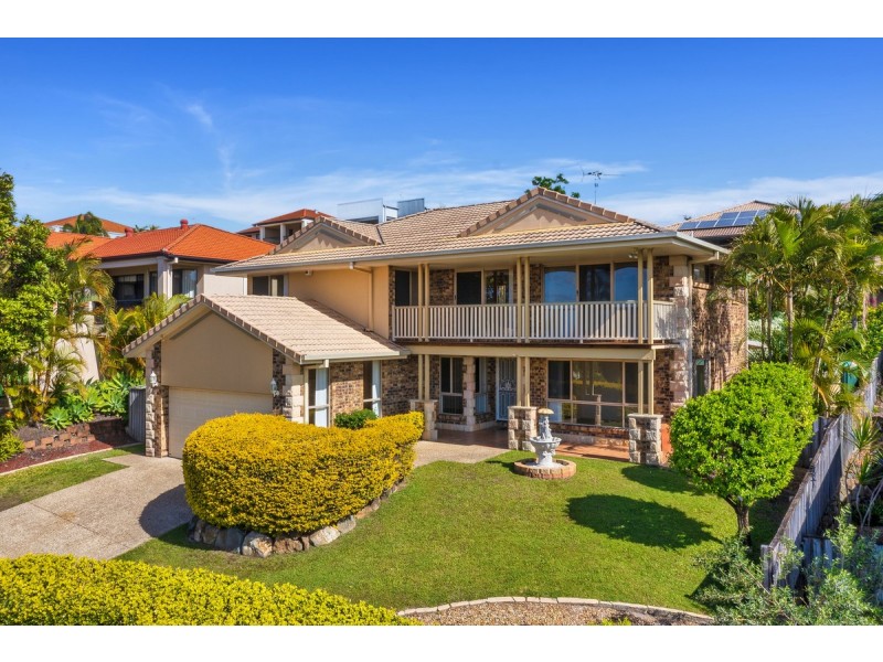 105 Armstrong Way, Highland Park QLD 4211