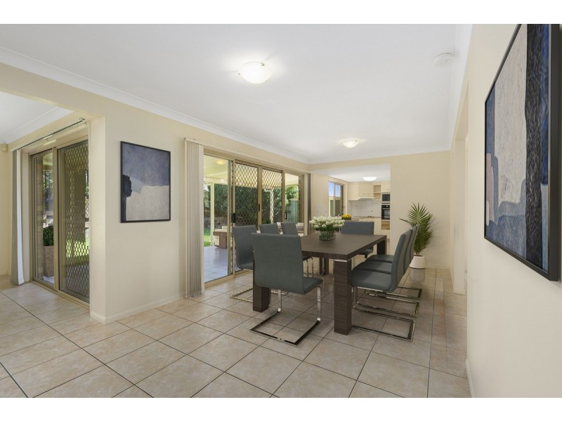 105 Armstrong Way, Highland Park QLD 4211