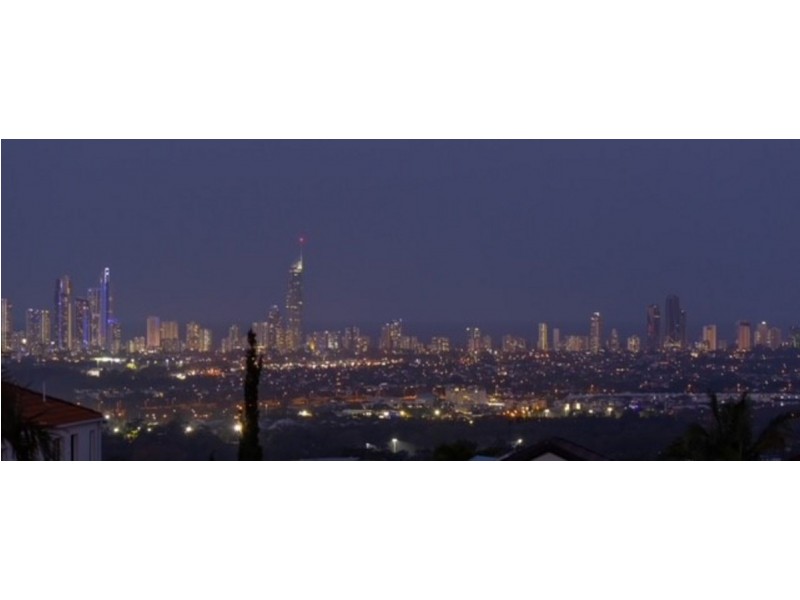 105 Armstrong Way, Highland Park QLD 4211