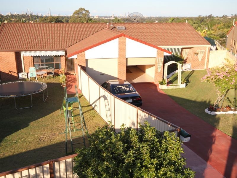 2/26 Gumbeel Court, Highland Park QLD 4211