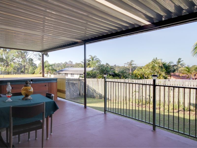 2/26 Gumbeel Court, Highland Park QLD 4211