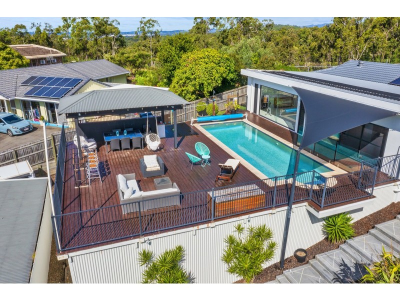 7 Forfar Court, Highland Park QLD 4211