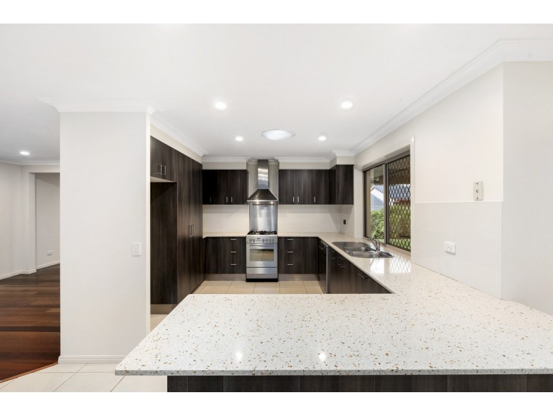 19 Teasdale Drive, Nerang QLD 4211