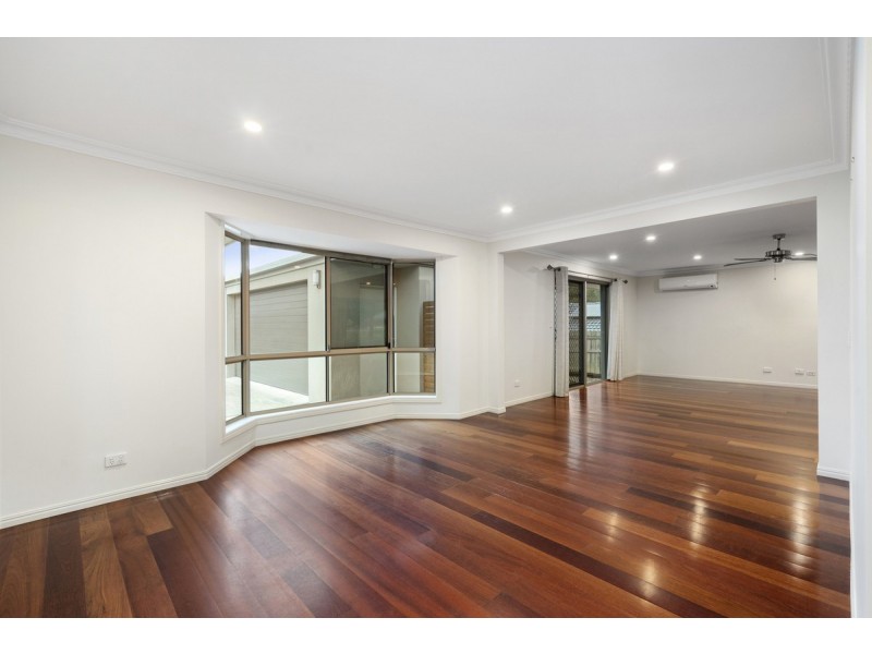 19 Teasdale Drive, Nerang QLD 4211