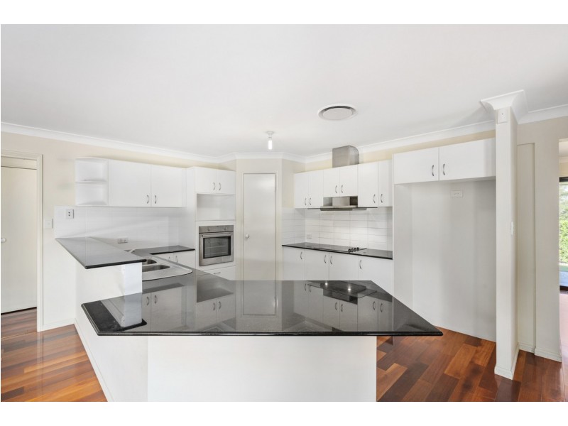 15 Stringybark Drive, Molendinar QLD 4214