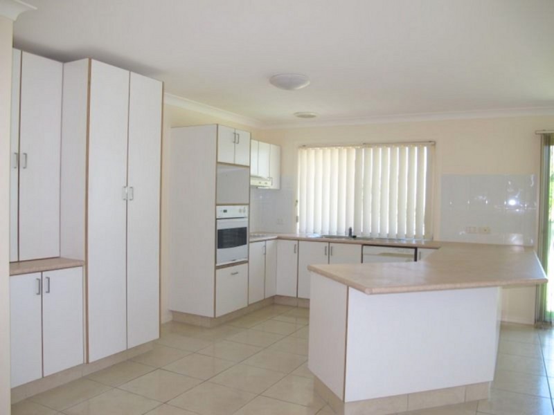5 Lochinvar Court, Highland Park QLD 4211
