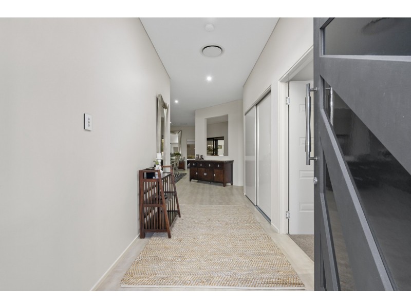 1 Carham Court, Nerang QLD 4211