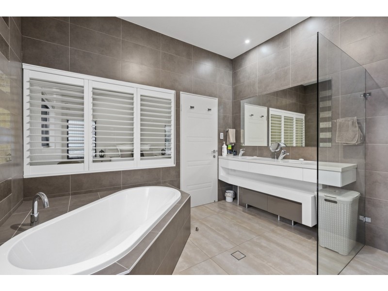 1 Carham Court, Nerang QLD 4211