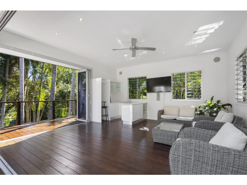 13 Edelsten Court, Carrara QLD 4211
