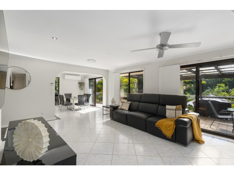 13 Edelsten Court, Carrara QLD 4211