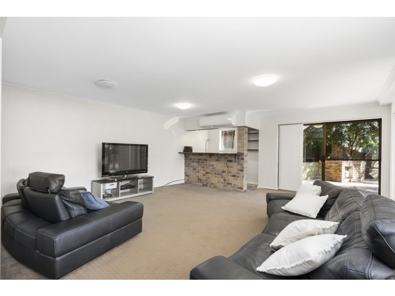 13 Edelsten Court, Carrara QLD 4211