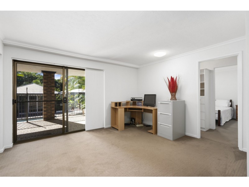 13 Edelsten Court, Carrara QLD 4211