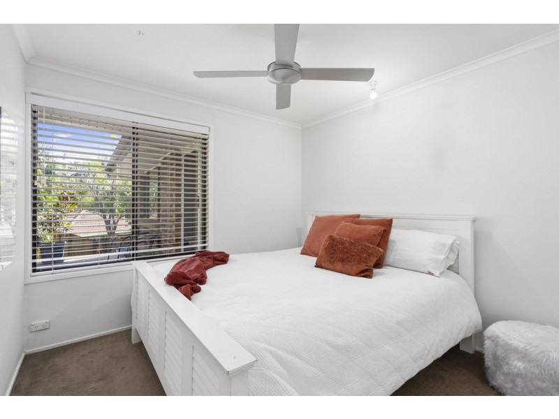 13 Edelsten Court, Carrara QLD 4211