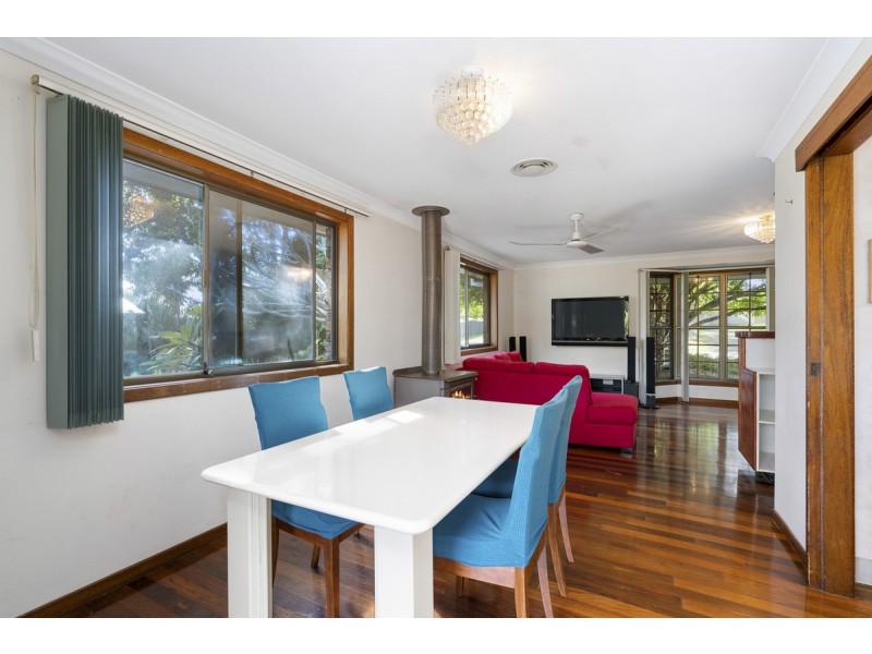 9 Winderadeen Court, Nerang QLD 4211