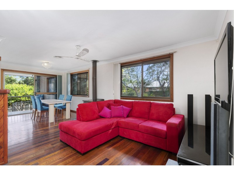 9 Winderadeen Court, Nerang QLD 4211