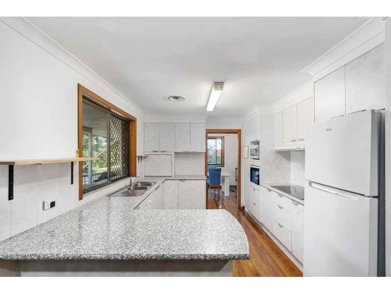 9 Winderadeen Court, Nerang QLD 4211