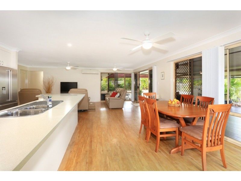 18 Pasture Place, Mount Nathan QLD 4211