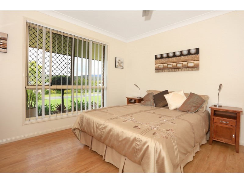 18 Pasture Place, Mount Nathan QLD 4211