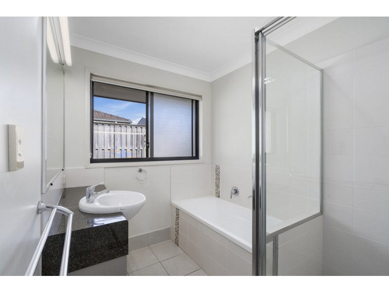 10 Parrott Court, Gilston QLD 4211