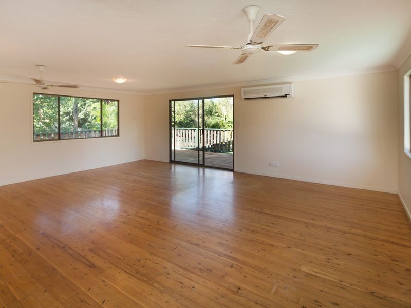 13 Angus Court, Highland Park QLD 4211