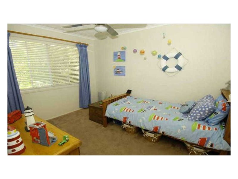 18 Berrigan Street, Southport QLD 4215