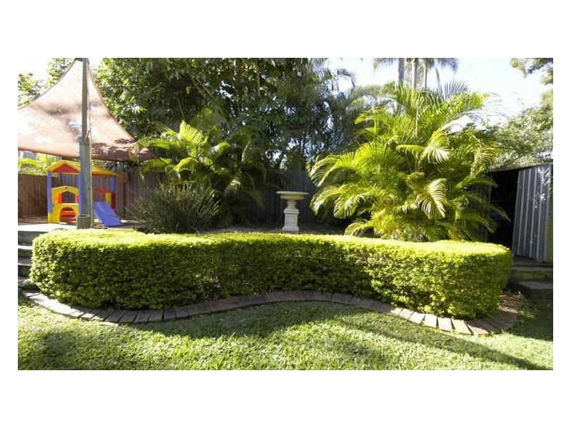 18 Berrigan Street, Southport QLD 4215