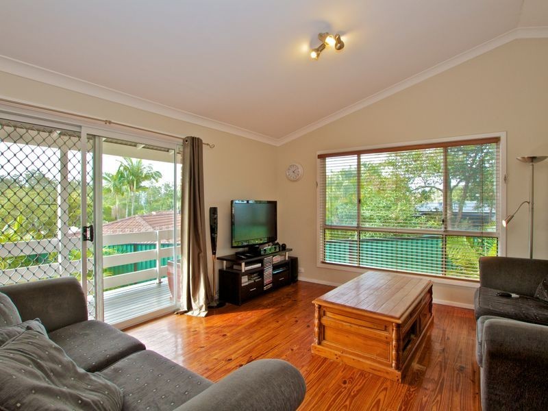 10 Meadowland Court, Worongary QLD 4213