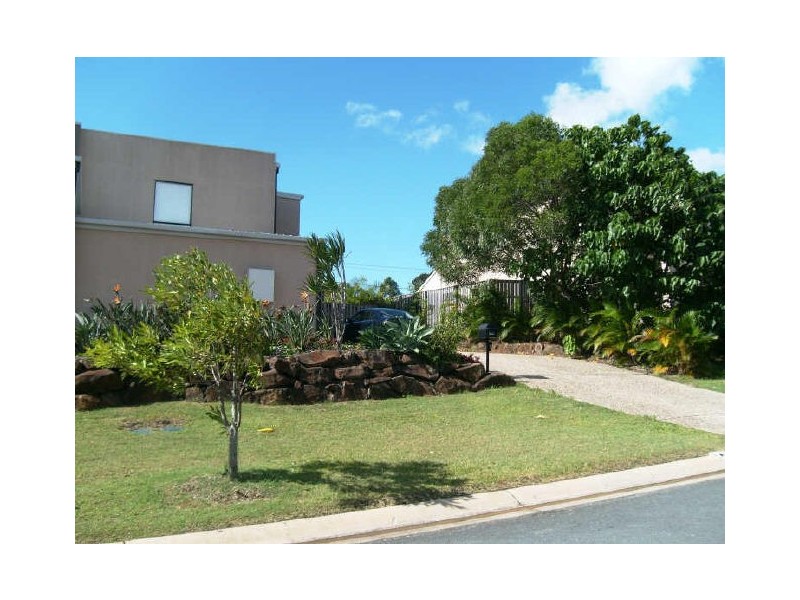 2/27 McRae Circuit, Pacific Pines QLD 4211