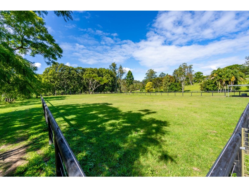 68 Heritage Drive, Clagiraba QLD 4211