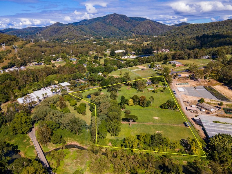 68 Heritage Drive, Clagiraba QLD 4211