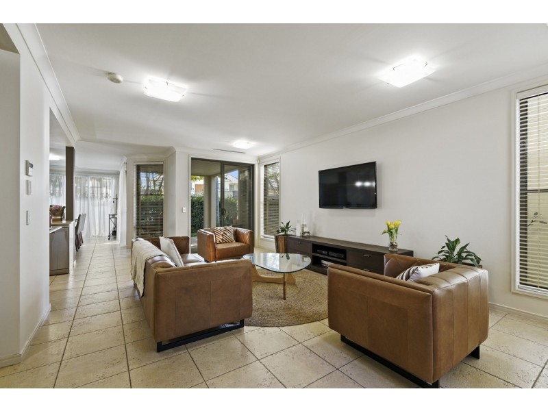 2078/1 The Vistas Drive, Carrara QLD 4211