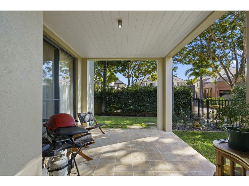2078/1 The Vistas Drive, Carrara QLD 4211