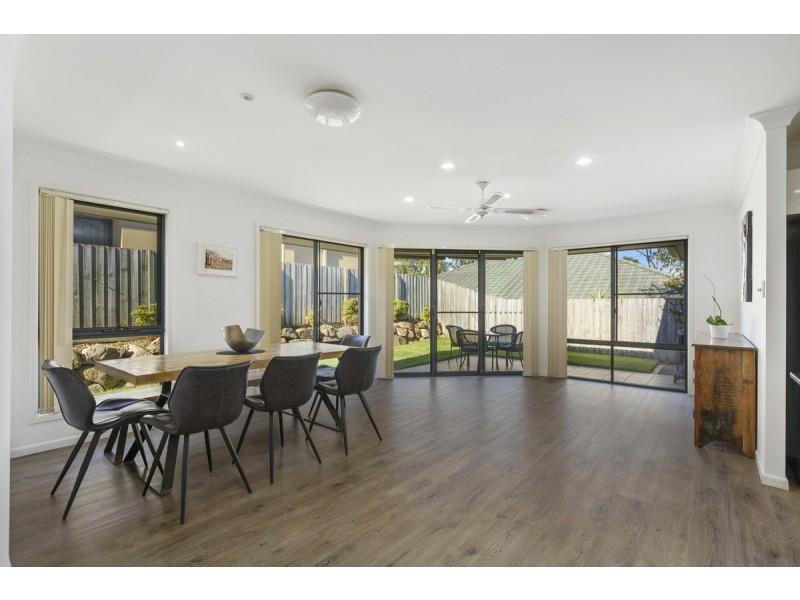 26 Rhiannon Drive, Ashmore QLD 4214