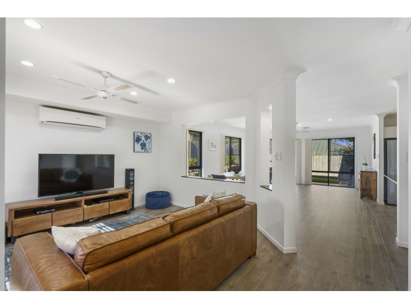 26 Rhiannon Drive, Ashmore QLD 4214