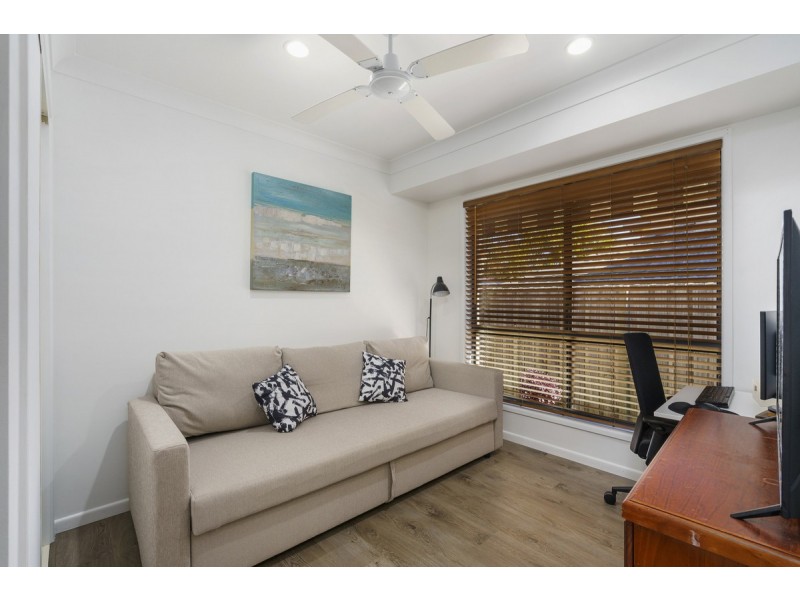 26 Rhiannon Drive, Ashmore QLD 4214