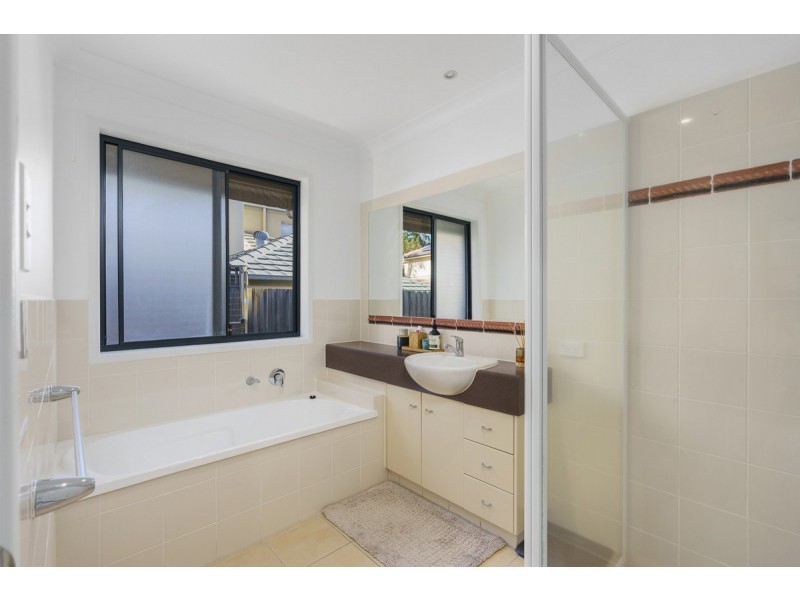 26 Rhiannon Drive, Ashmore QLD 4214