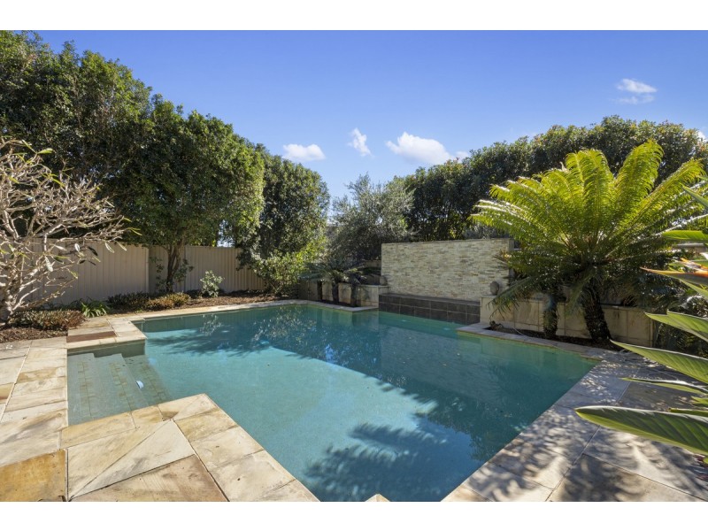 12 Ridgeline Way, Highland Park QLD 4211