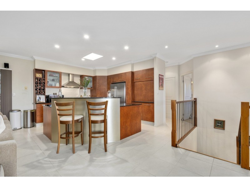 12 Ridgeline Way, Highland Park QLD 4211