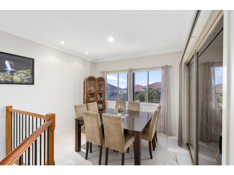 12 Ridgeline Way, Highland Park QLD 4211