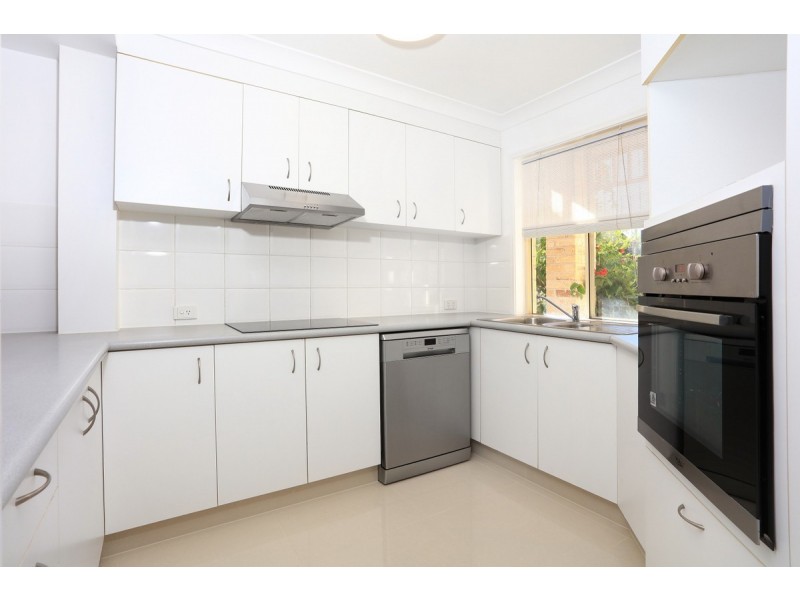 6/37 Ward Street, Southport QLD 4215