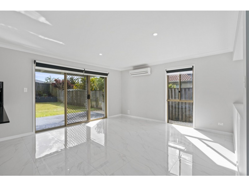 19A River Meadows Drive, Upper Coomera QLD 4209
