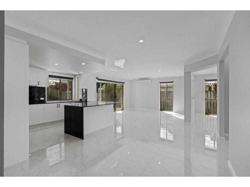 19A River Meadows Drive, Upper Coomera QLD 4209