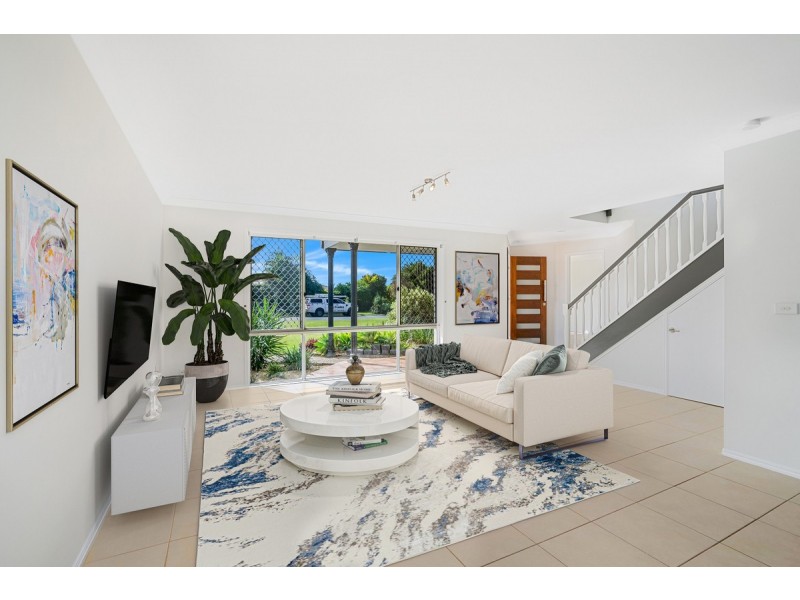 5 Ardrossan Place, Highland Park QLD 4211