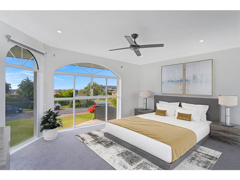 5 Ardrossan Place, Highland Park QLD 4211