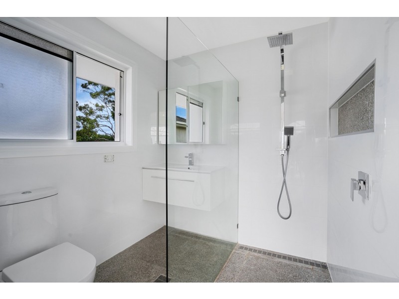 5 Ardrossan Place, Highland Park QLD 4211