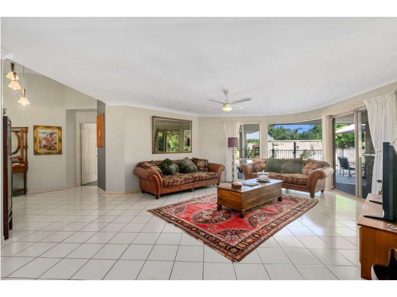 43 Nerang River Drive, Nerang QLD 4211