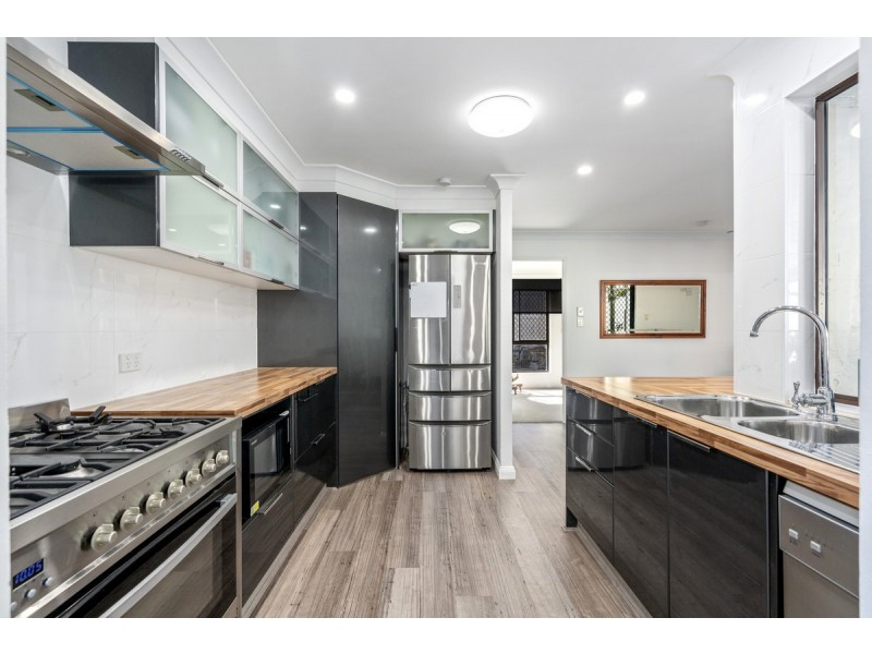 40 Jancoon Court, Carrara QLD 4211