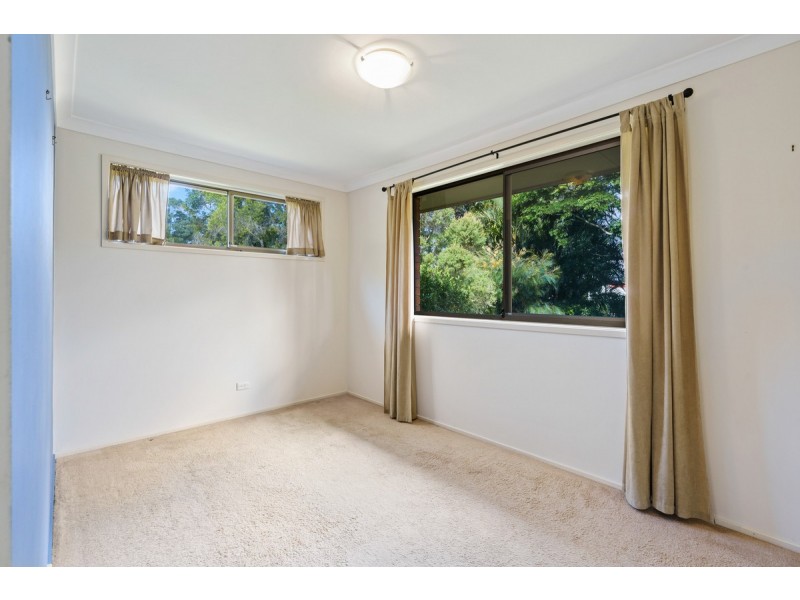 44 Warrungen Way, Ashmore QLD 4214