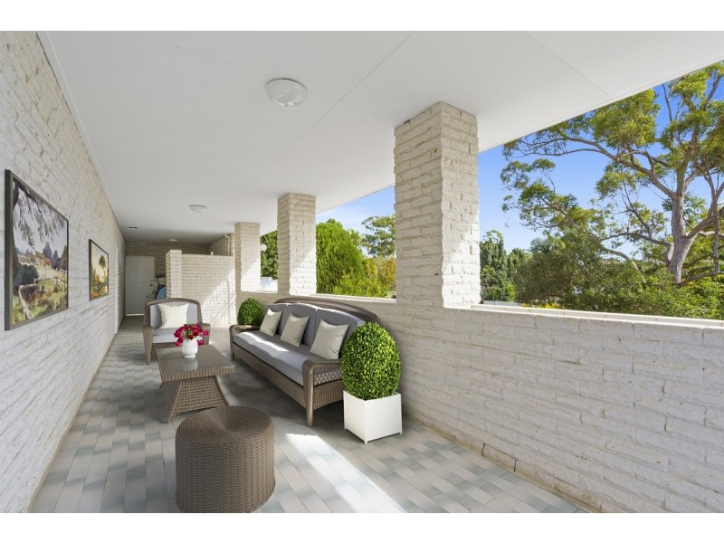 6 Binalong Drive, Ashmore QLD 4214